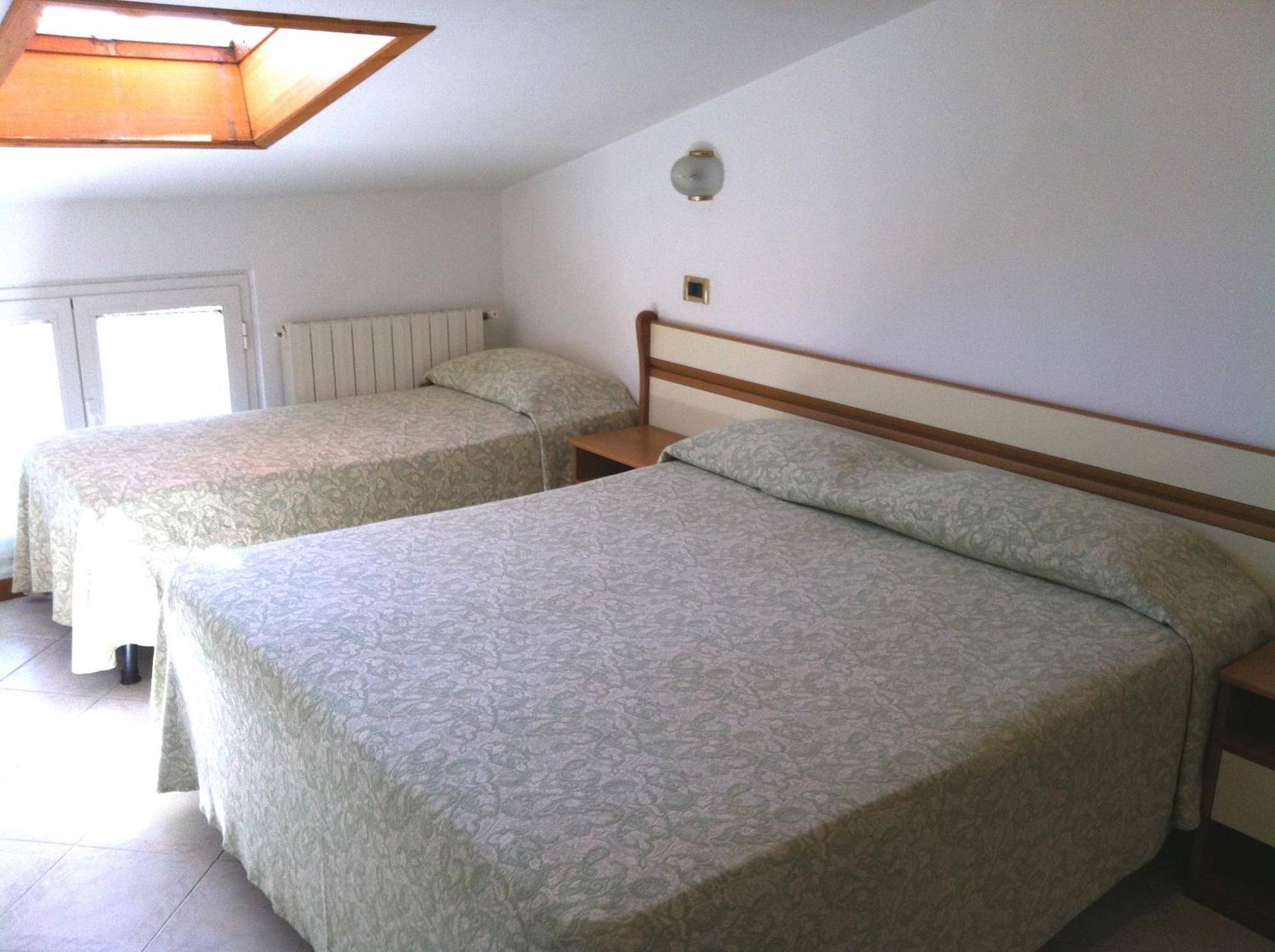 Hotel I 4 Assi فياريجيو المظهر الخارجي الصورة