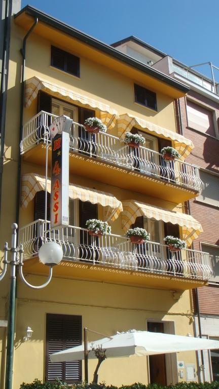Hotel I 4 Assi فياريجيو المظهر الخارجي الصورة