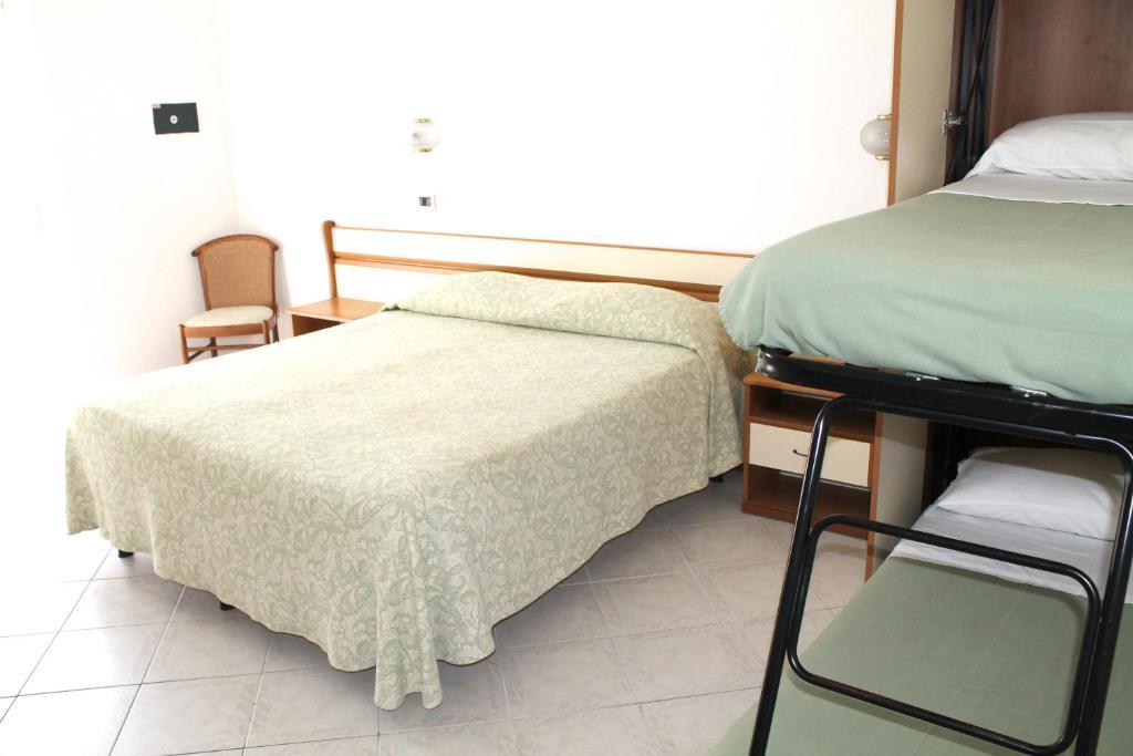 Hotel I 4 Assi فياريجيو الغرفة الصورة